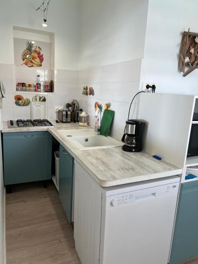 Ti Cabanon. Appartement Vue Mer A Deshaies. Екстериор снимка